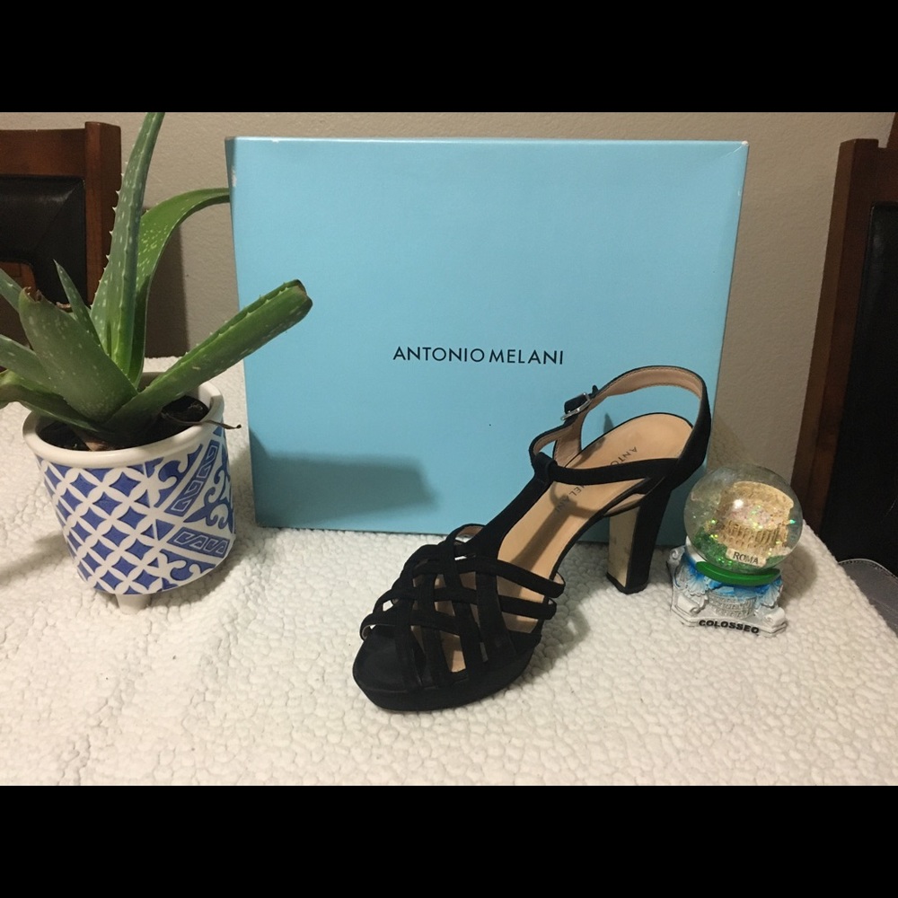 Antonio Melani heel sz 7